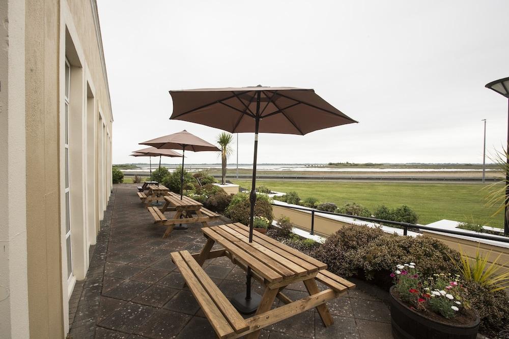Park Inn By Radisson Shannon Airport Exteriér fotografie