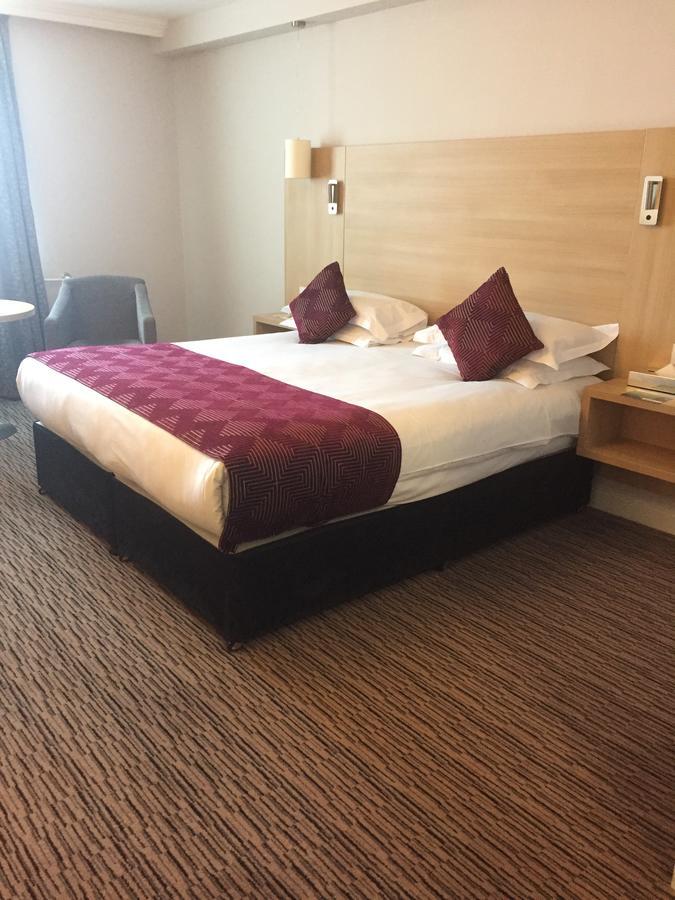 Park Inn By Radisson Shannon Airport Exteriér fotografie