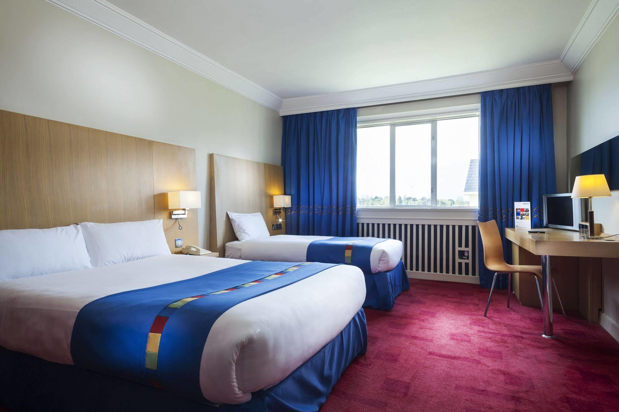 Park Inn By Radisson Shannon Airport Exteriér fotografie